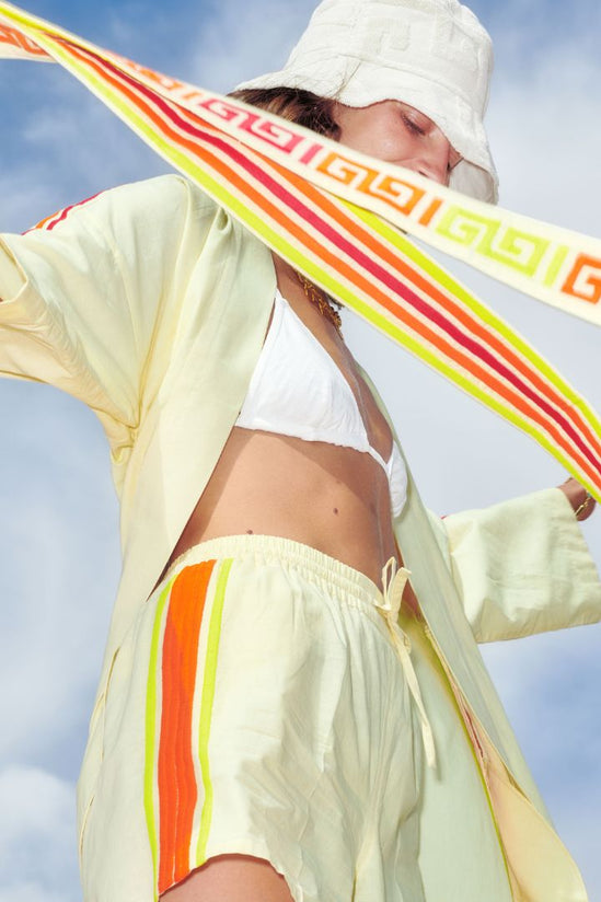 Lucy Folk	- Vtopia Short in Tournesol