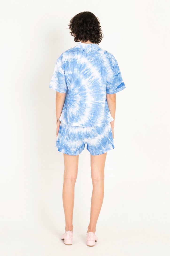 Emma Mulholland on Holiday - Pyjama Short Set, Tie Dye Light Blue - Worn For Good